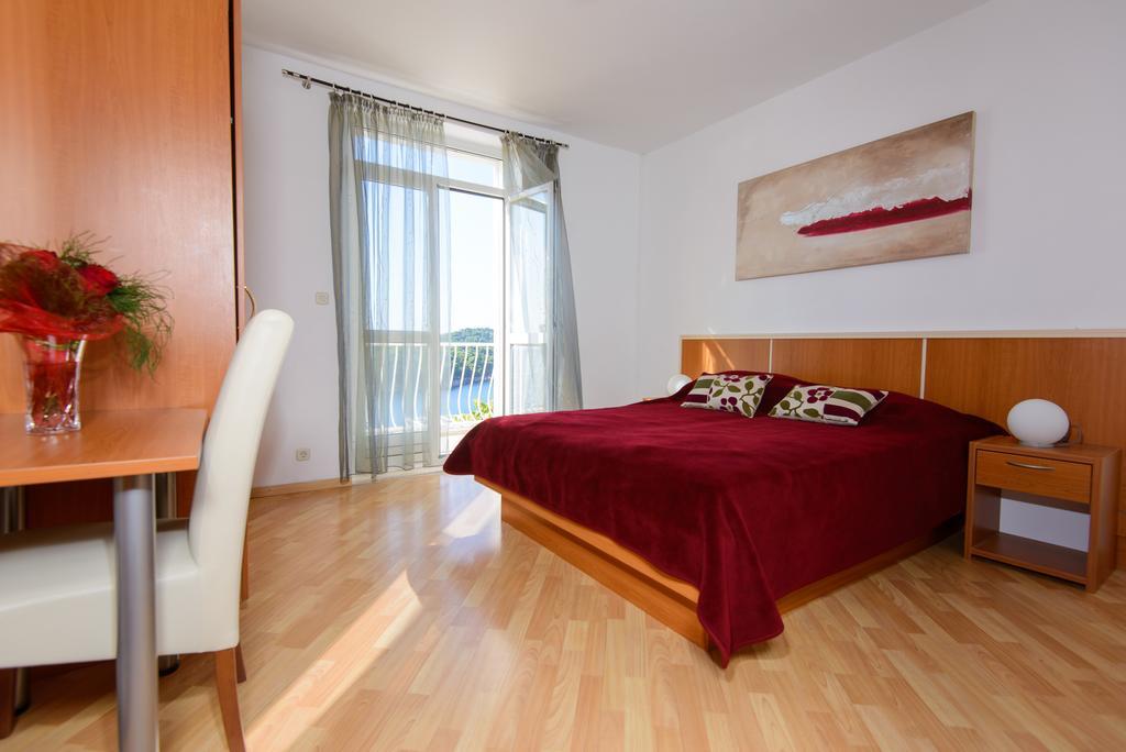 Sunset Apartment Zaton  Bilik gambar