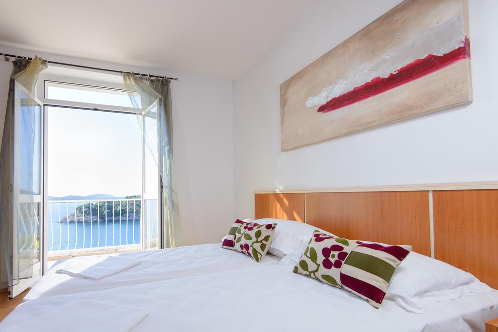 Sunset Apartment Zaton  Bilik gambar